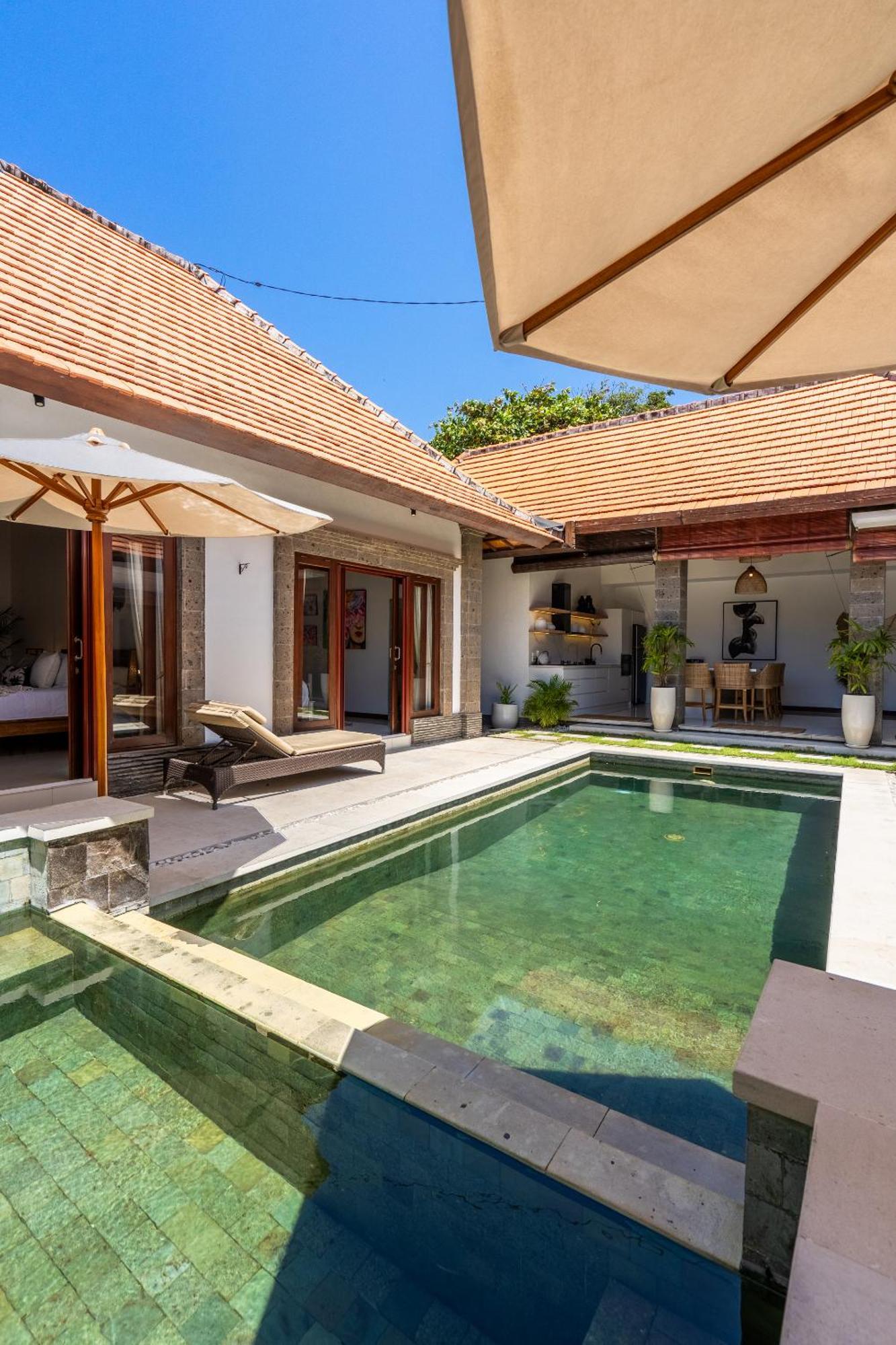 Villa Jiwa Sanur Exterior photo